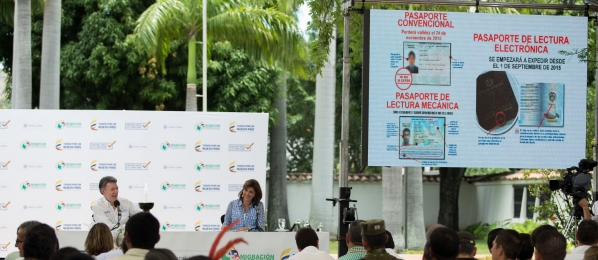 Colombianos necesitan pasaporte electrónico para entrar en el espacio Schenguen